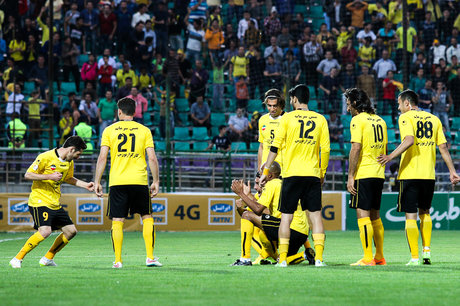 95 درصد تیم سپاهان بسته شده است